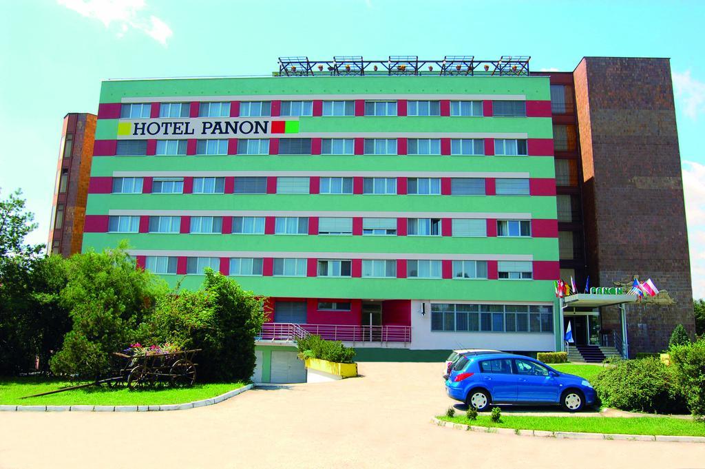 Hotel Panon Hodonín Extérieur photo
