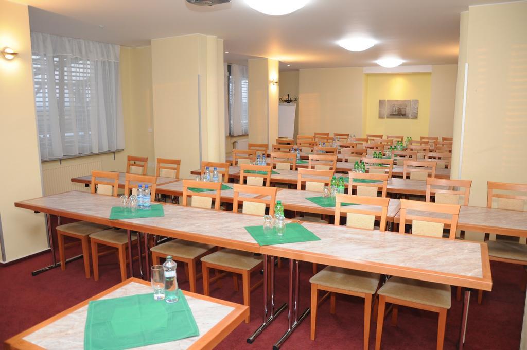 Hotel Panon Hodonín Extérieur photo