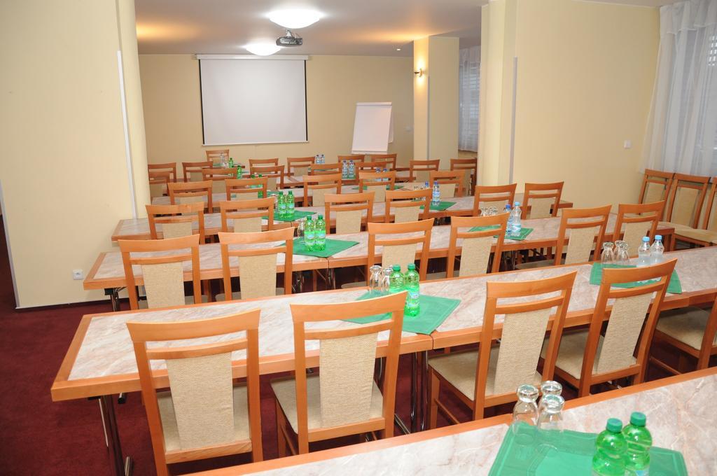 Hotel Panon Hodonín Extérieur photo