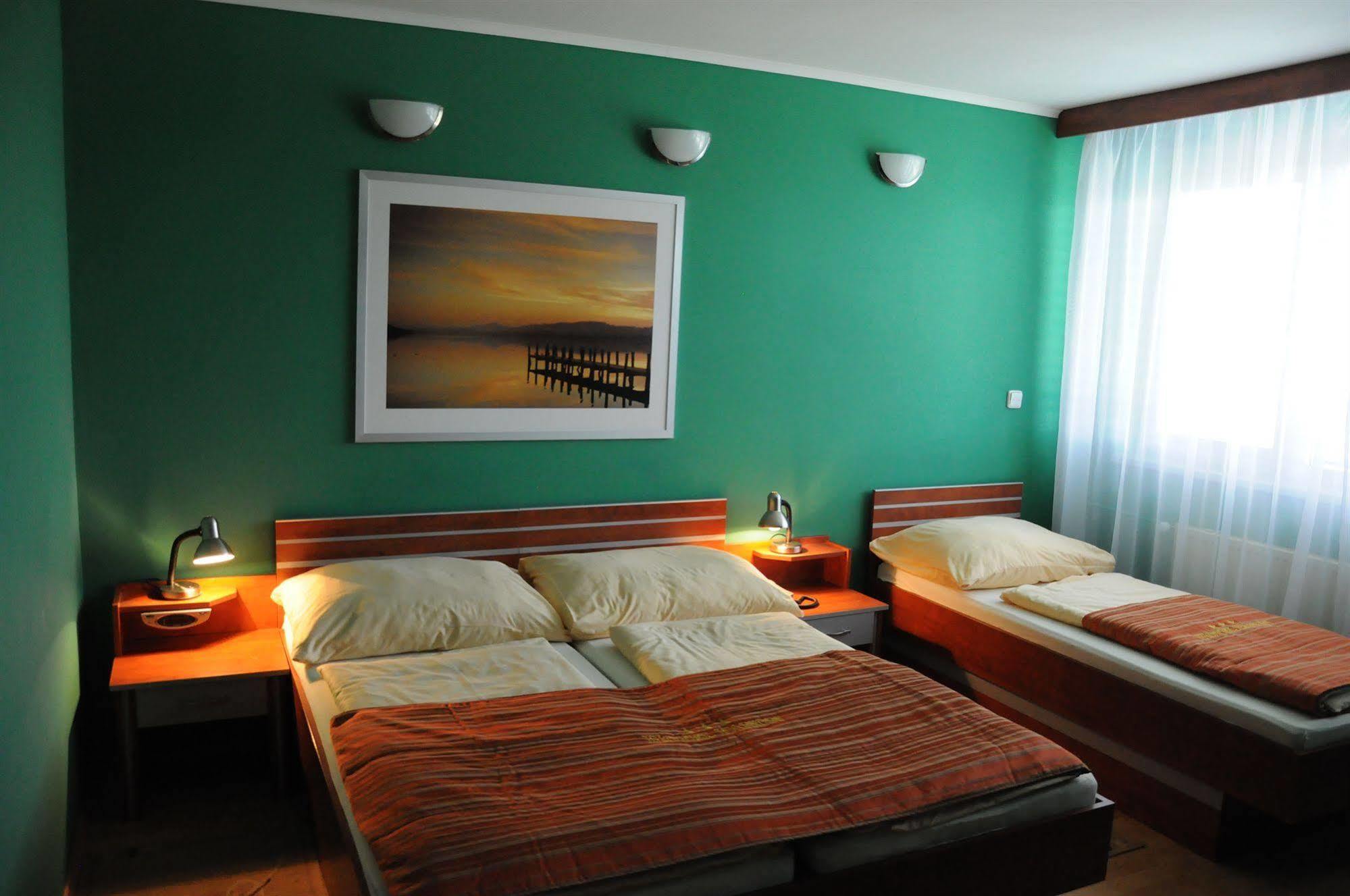 Hotel Panon Hodonín Extérieur photo